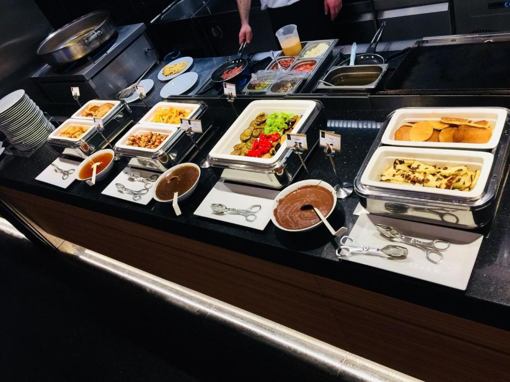 عکس هتل لاتانیا (Latanya)