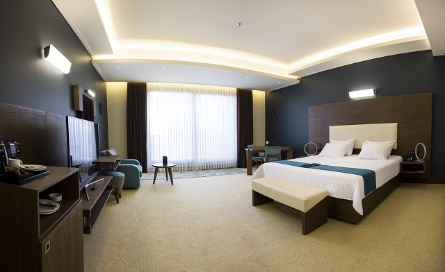 عکس هتل آتانا