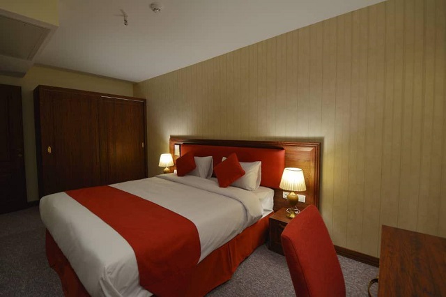 عکس هتل شیرازیس