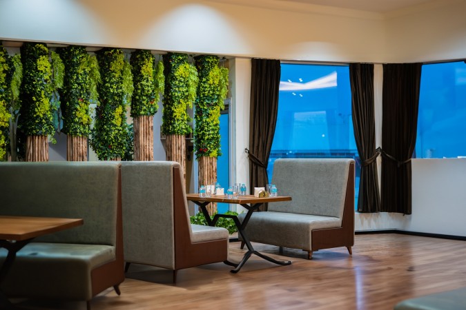 عکس هتل قصر الخورنق (Khawarnaq Palace)