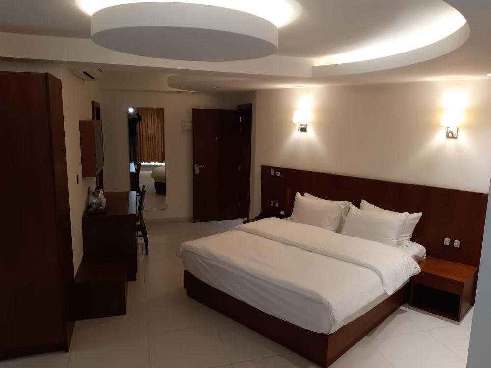 عکس هتل کورال (Coral)