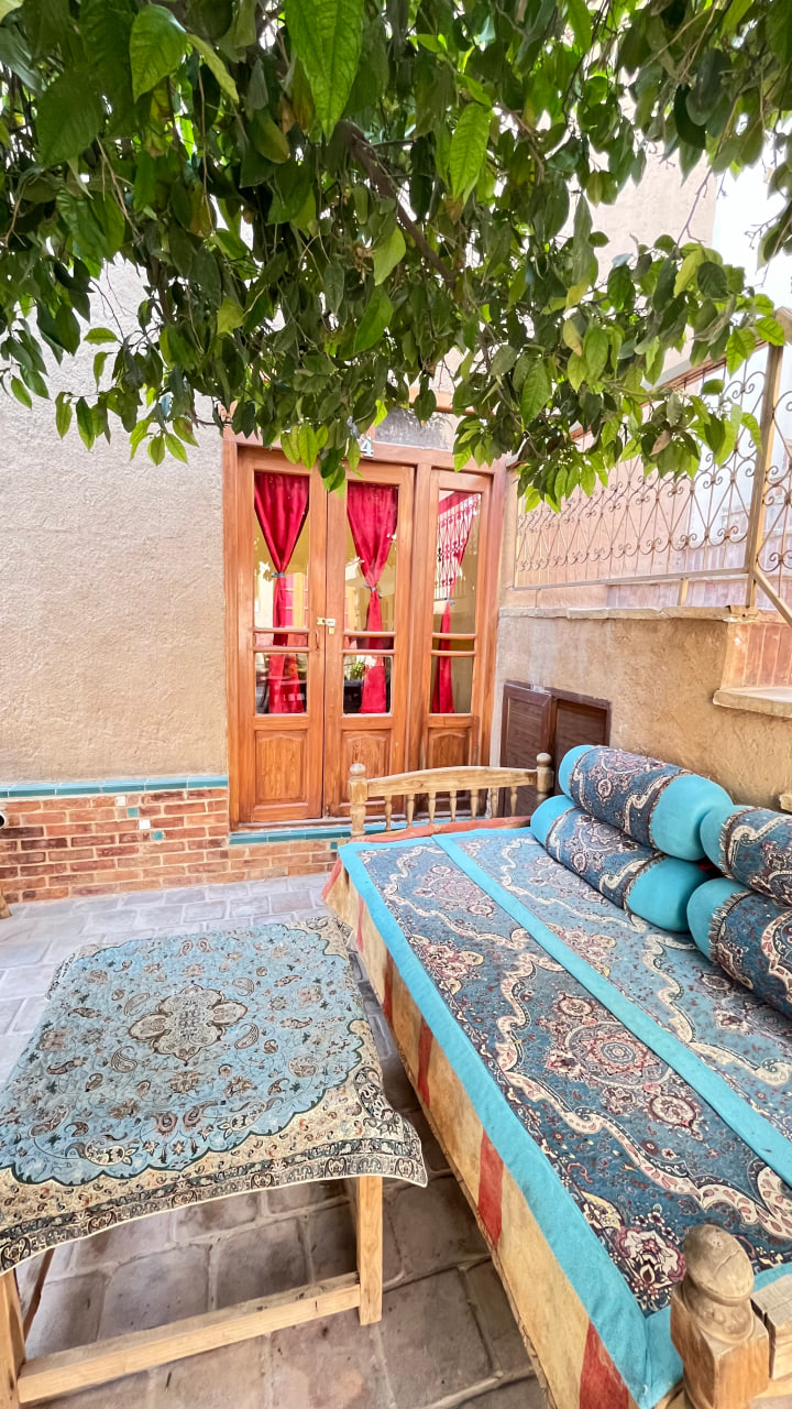 عکس هتل بازار