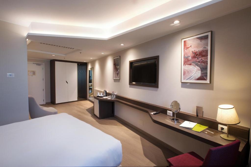 عکس هتل دابل تری بای هیلتون (Doubletree by Hilton)