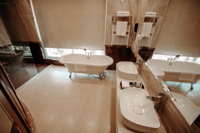 عکس هتل ویستریا