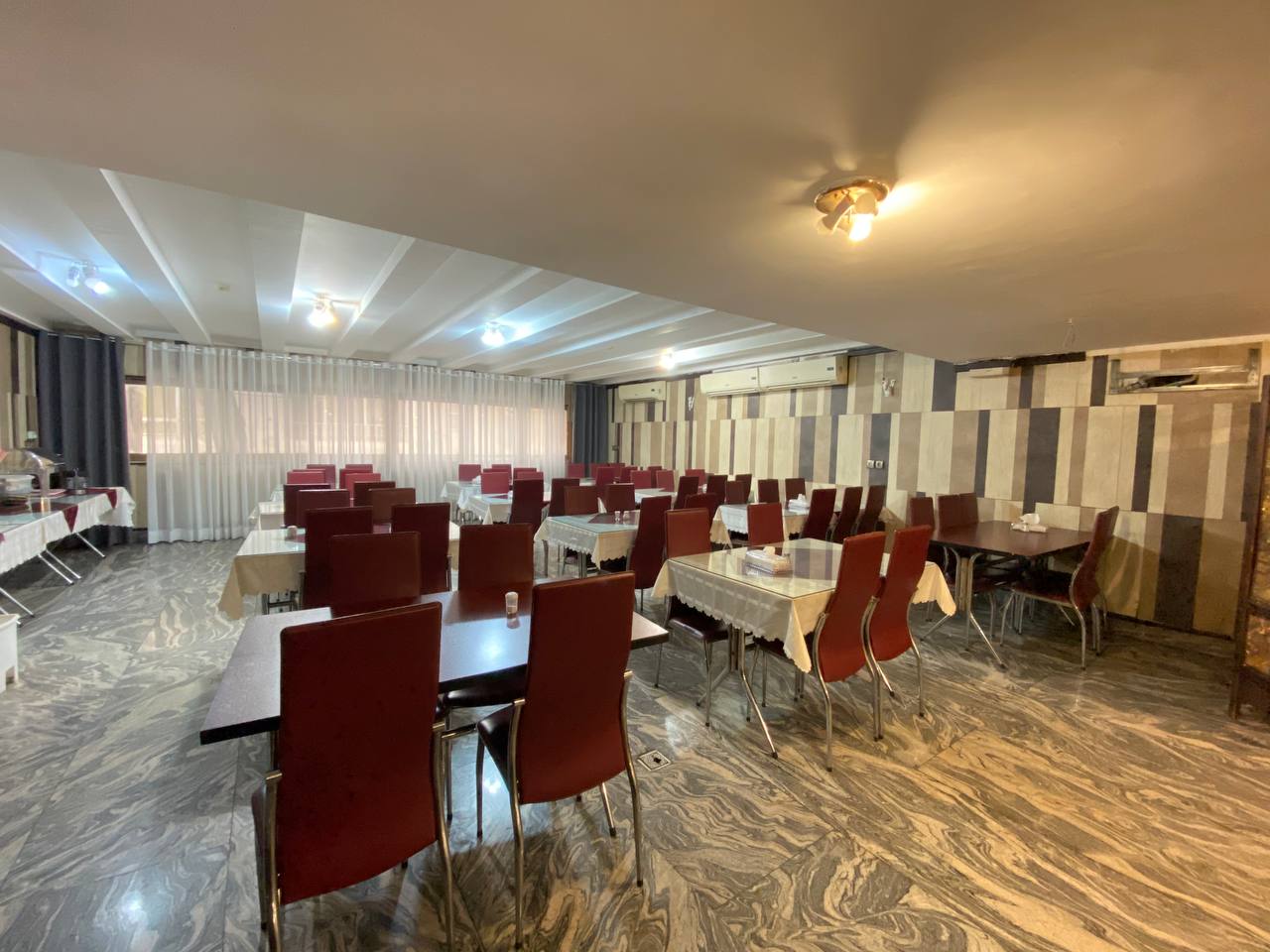 عکس هتل فرهاد