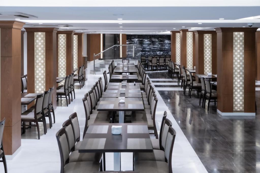 عکس هتل کورال (Coral)