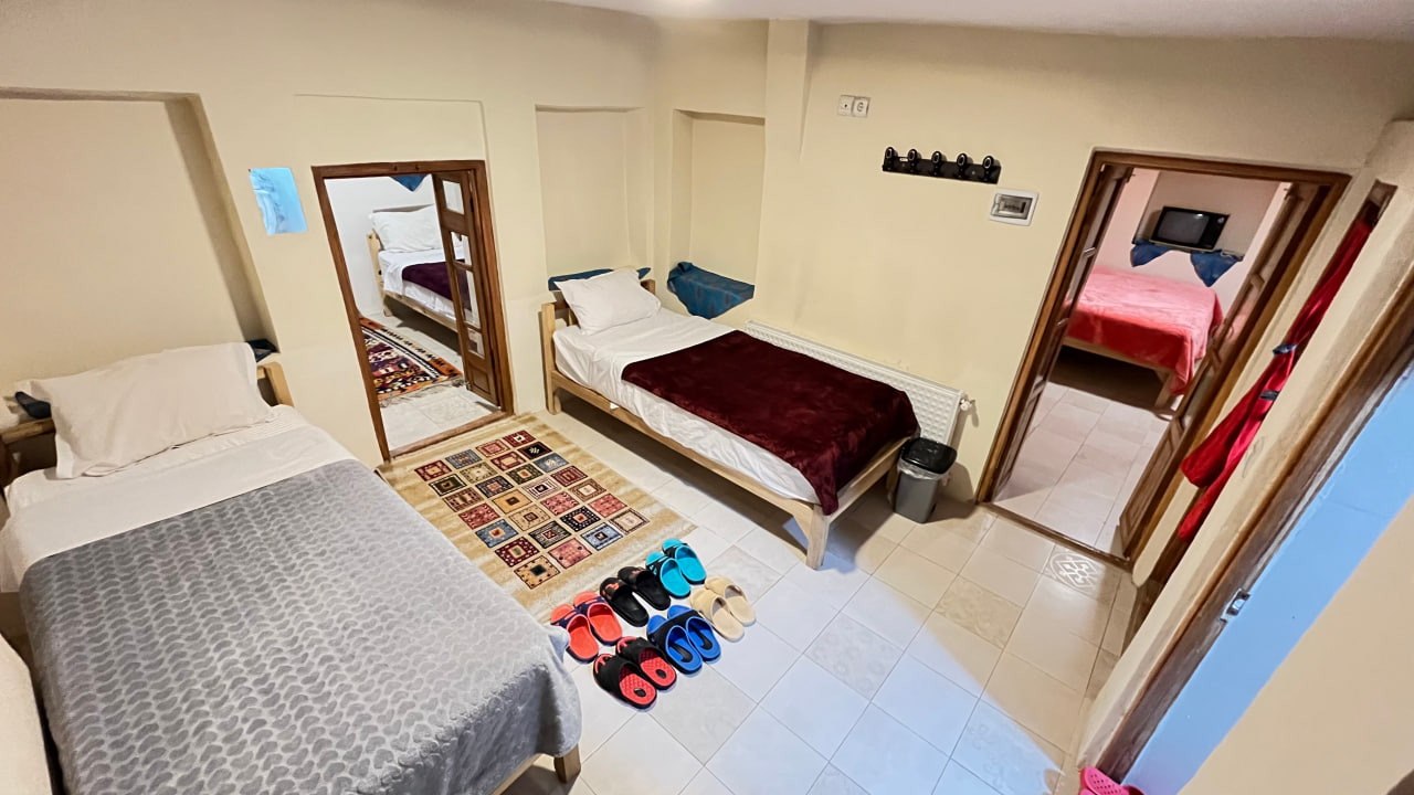 عکس هتل بازار