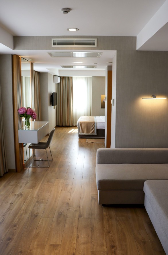 عکس هتل ریوا