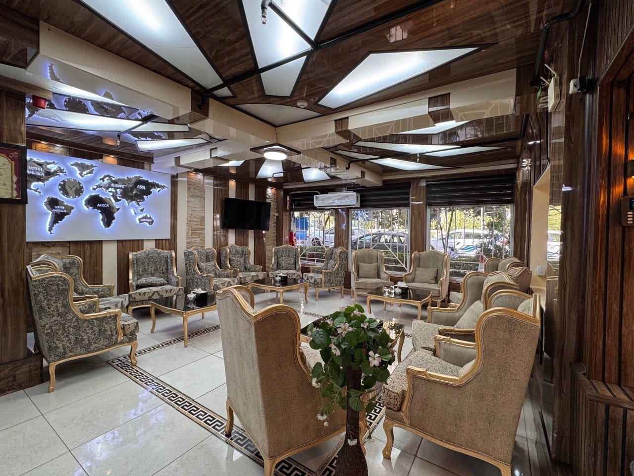 عکس هتل ساسان