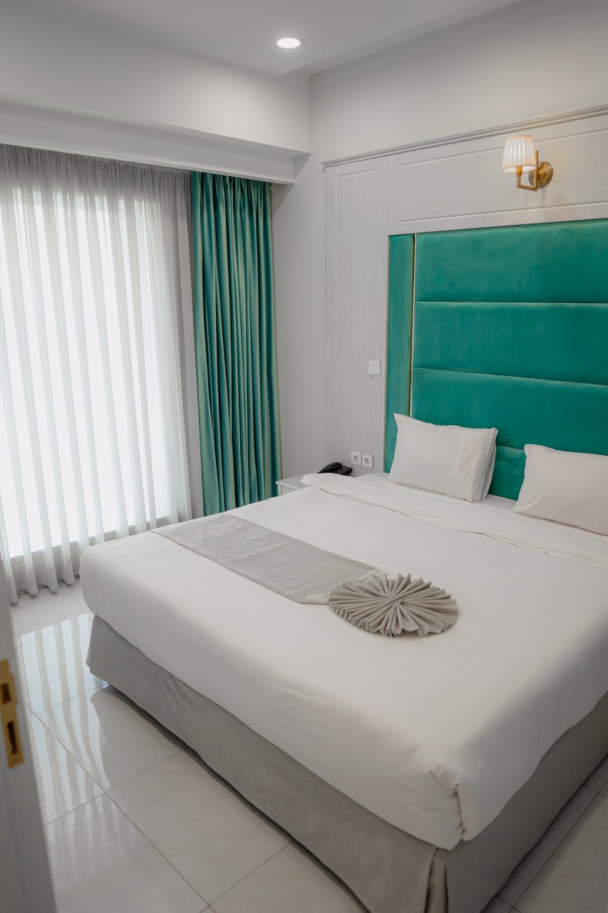 عکس هتل سپهر آراد