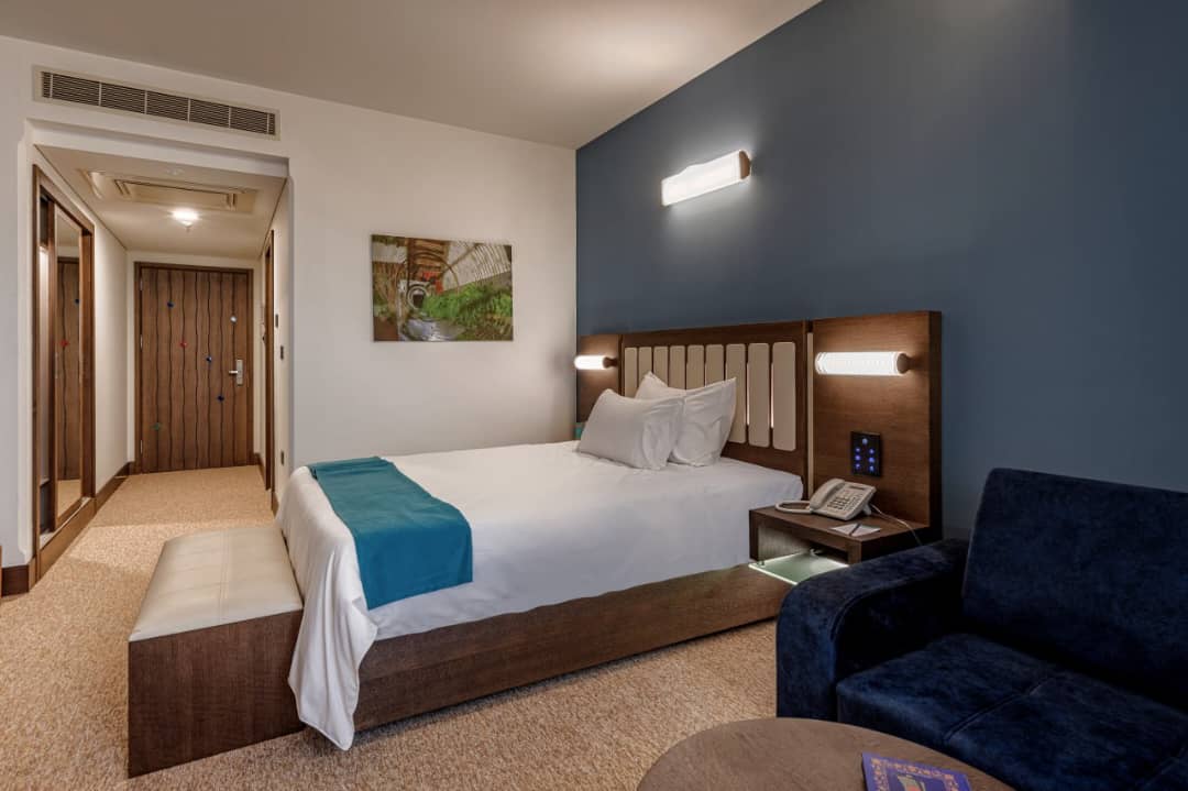 عکس هتل تهران رویال