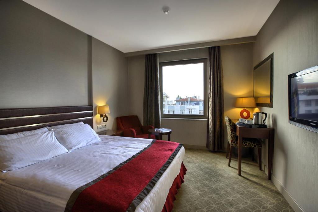 عکس هتل نیزا پارک (Niza Park)