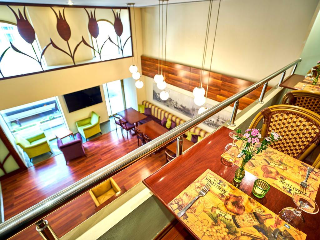 عکس هتل فرونیا (Feronya)