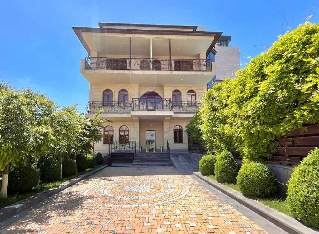 عکس هتل بین (Bien)