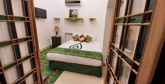 عکس هتل پارسیک