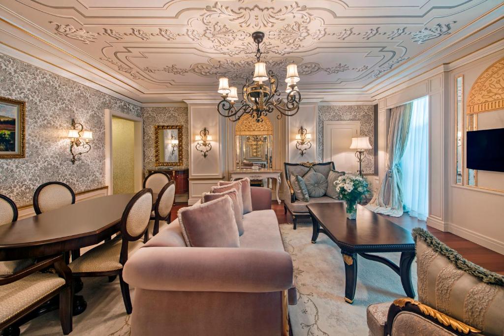 عکس هتل الیت ورلد (Elite World)