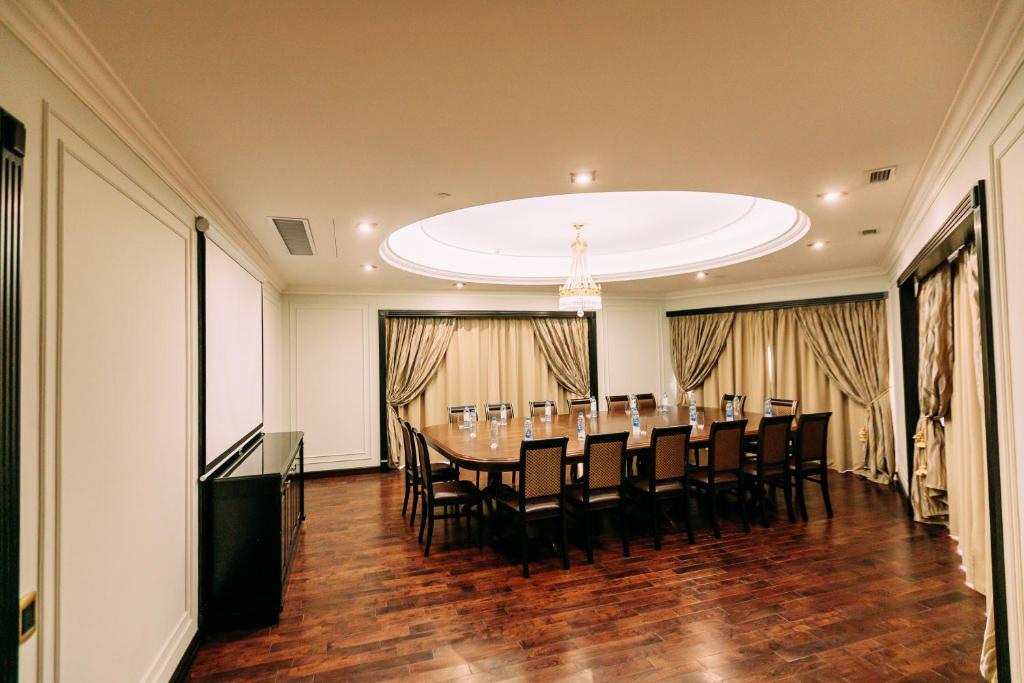 عکس هتل گلدن پالاس (Golden Palace)