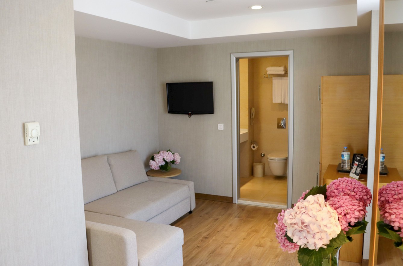 عکس هتل ریوا