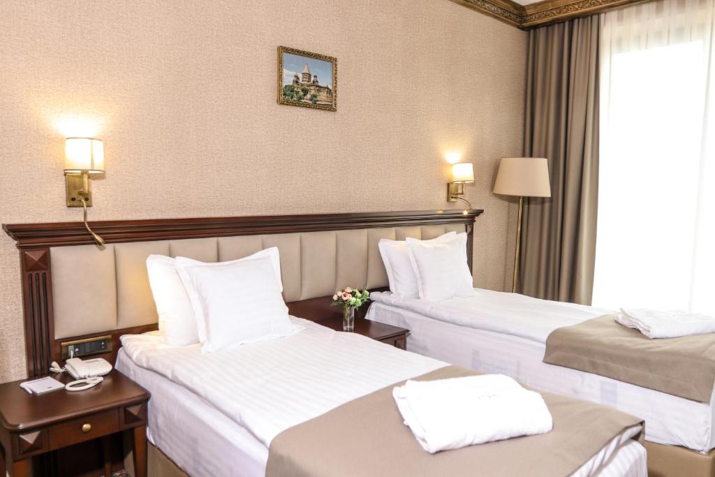 عکس هتل کنیاک (Konyak)