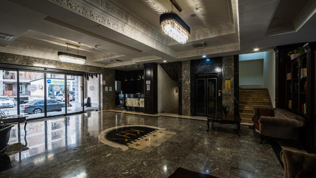 عکس هتل کنیاک (Konyak)