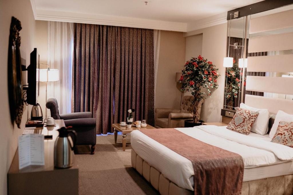 عکس هتل ریفرم (Reform)