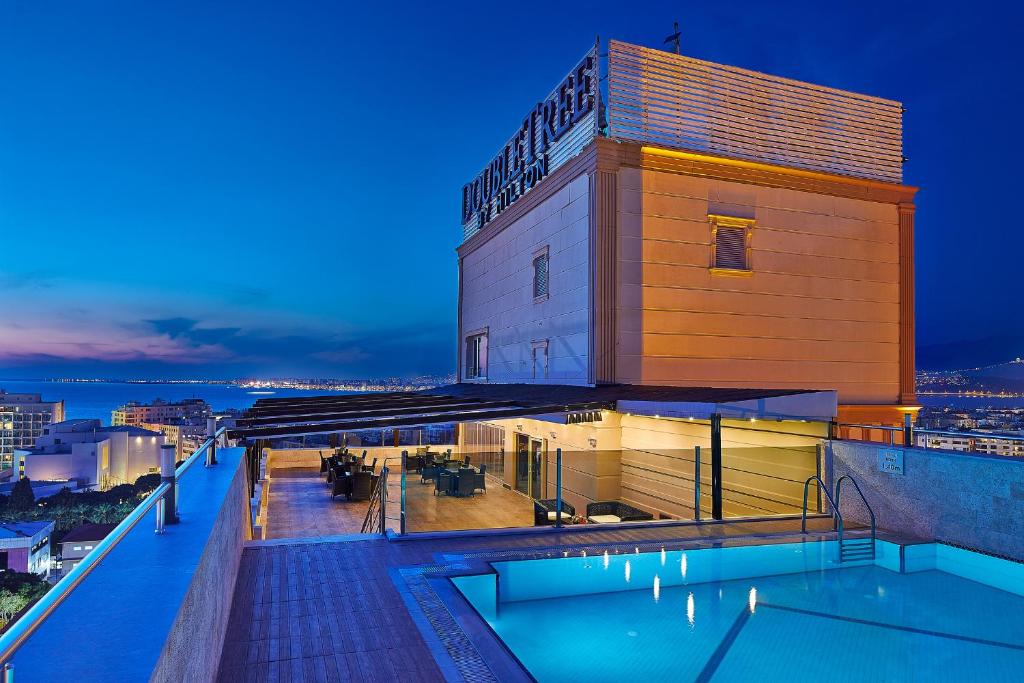 عکس هتل دابل تری بای هیلتون آلسانجاک (Doubletree by Hilton Alsancak)