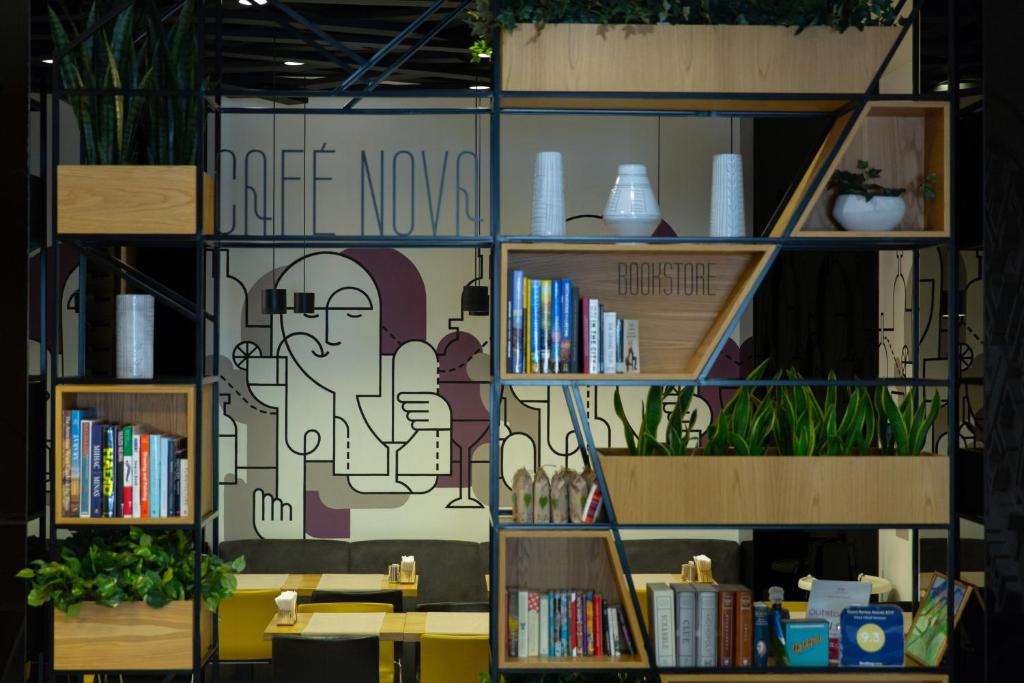 عکس هتل نوا (Nova)