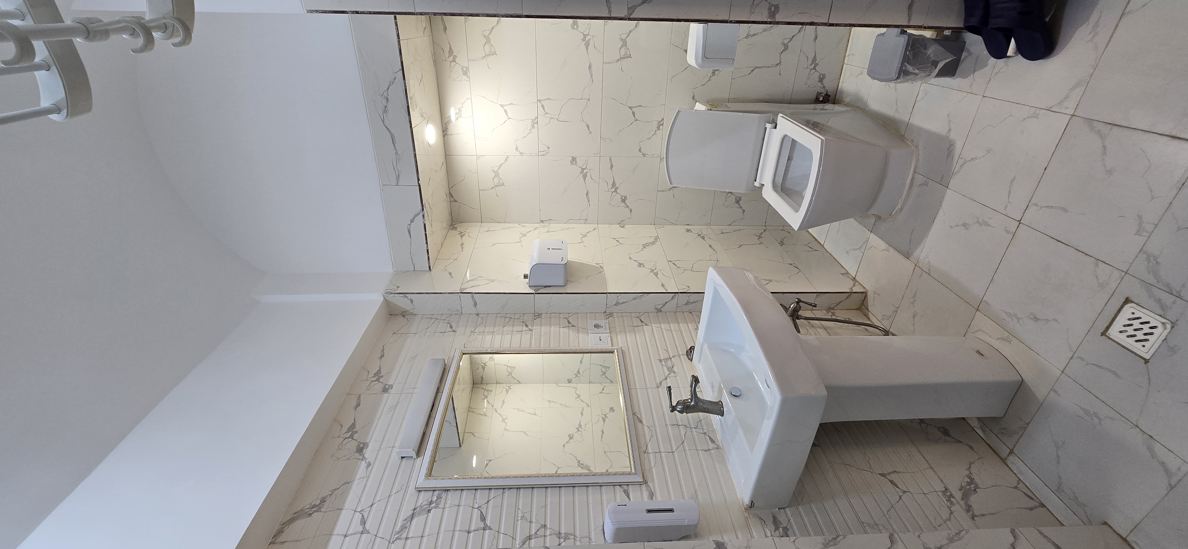 عکس هتل خانه حقیقت