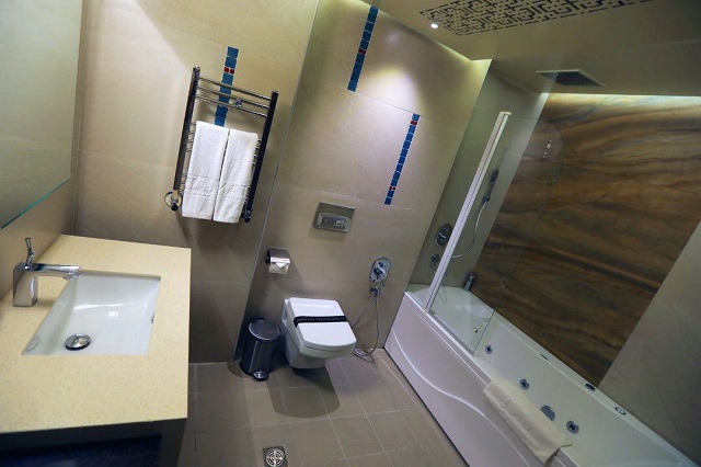 عکس هتل آتانا