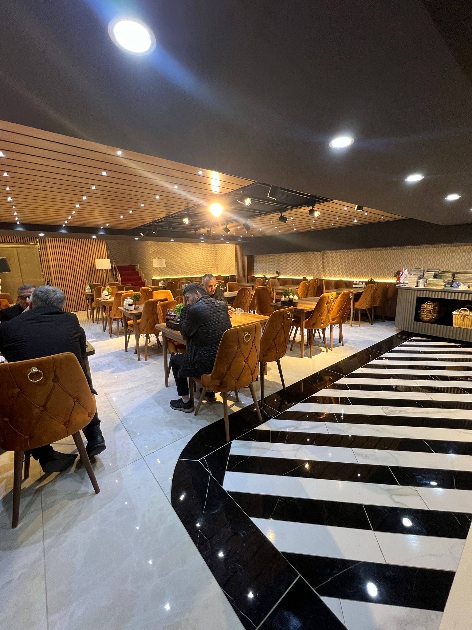 عکس هتل گلندگلد سوئیت (Glend Gold Suit)