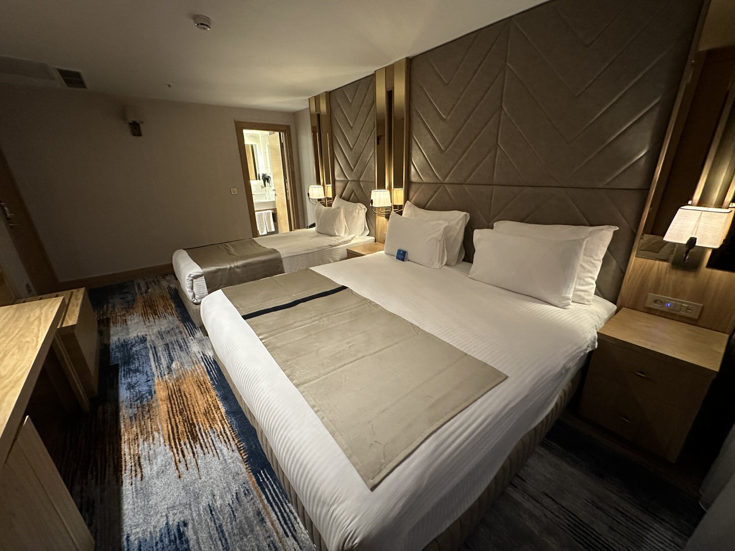 عکس هتل دیز این بای ویندهام بومونتی (Days Inn by Wyndham Bomonti)