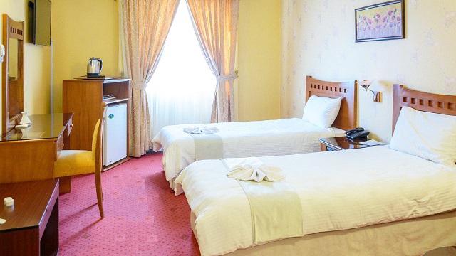 عکس هتل ثامن