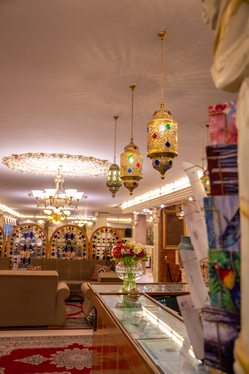 عکس هتل ملک