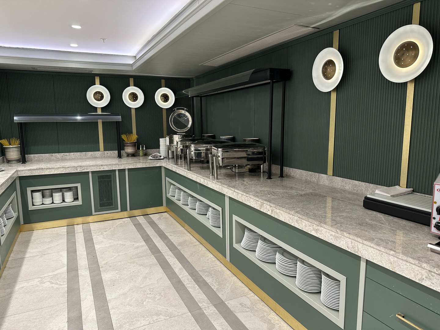 عکس هتل دیز این بای ویندهام بومونتی (Days Inn by Wyndham Bomonti)