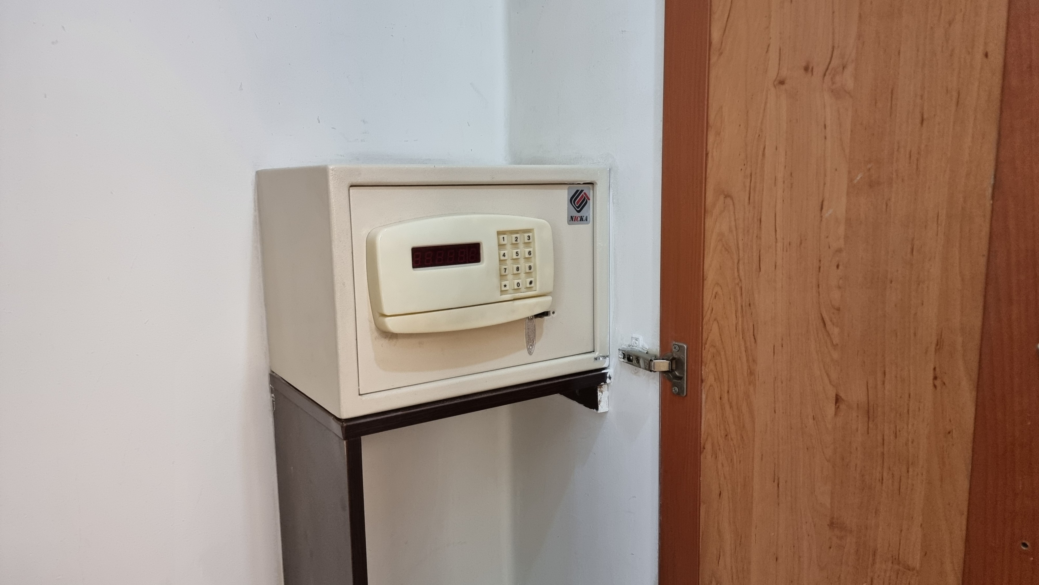 عکس هتل امید