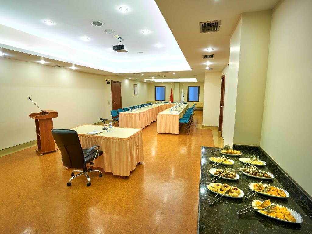 عکس هتل فرونیا (Feronya)