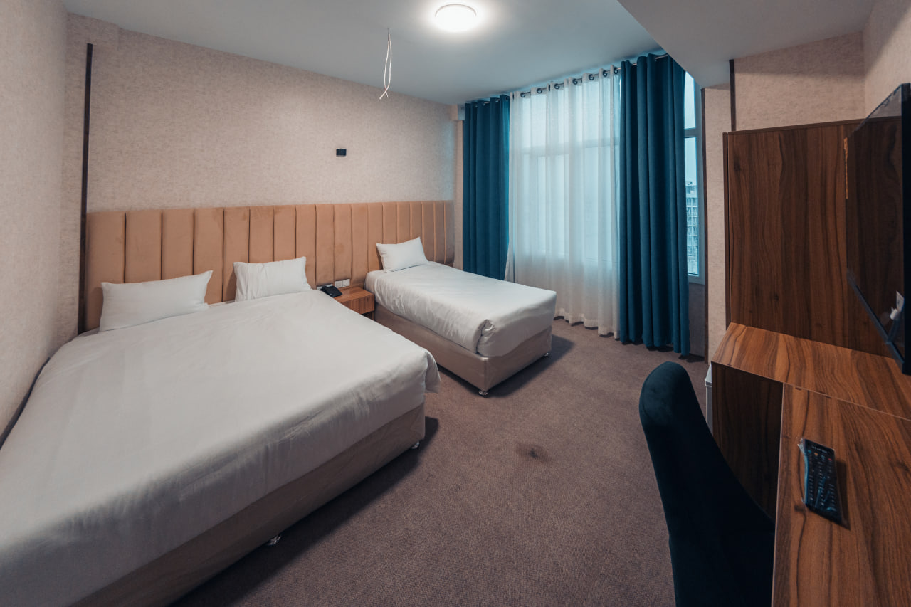 عکس هتل ویانا