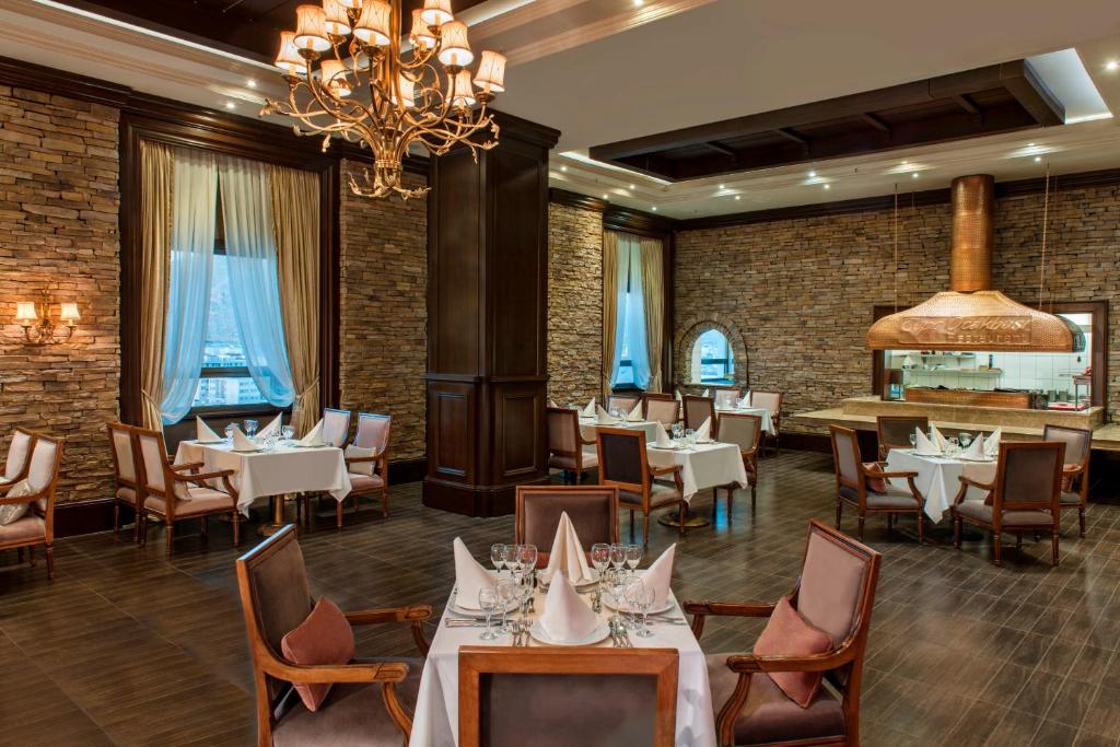 عکس هتل الیت ورلد (Elite World)