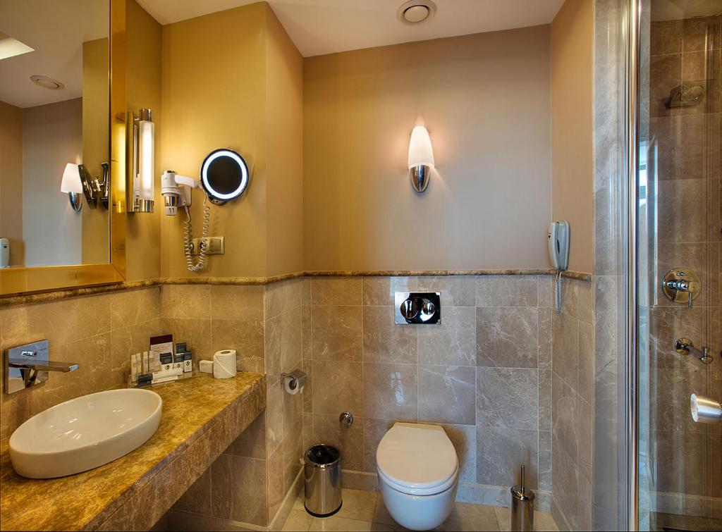 عکس هتل دابل تری بای هیلتون (DoubleTree by Hilton)