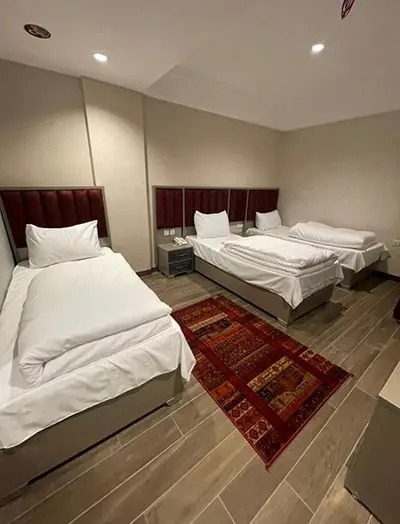 عکس هتل یاقوت