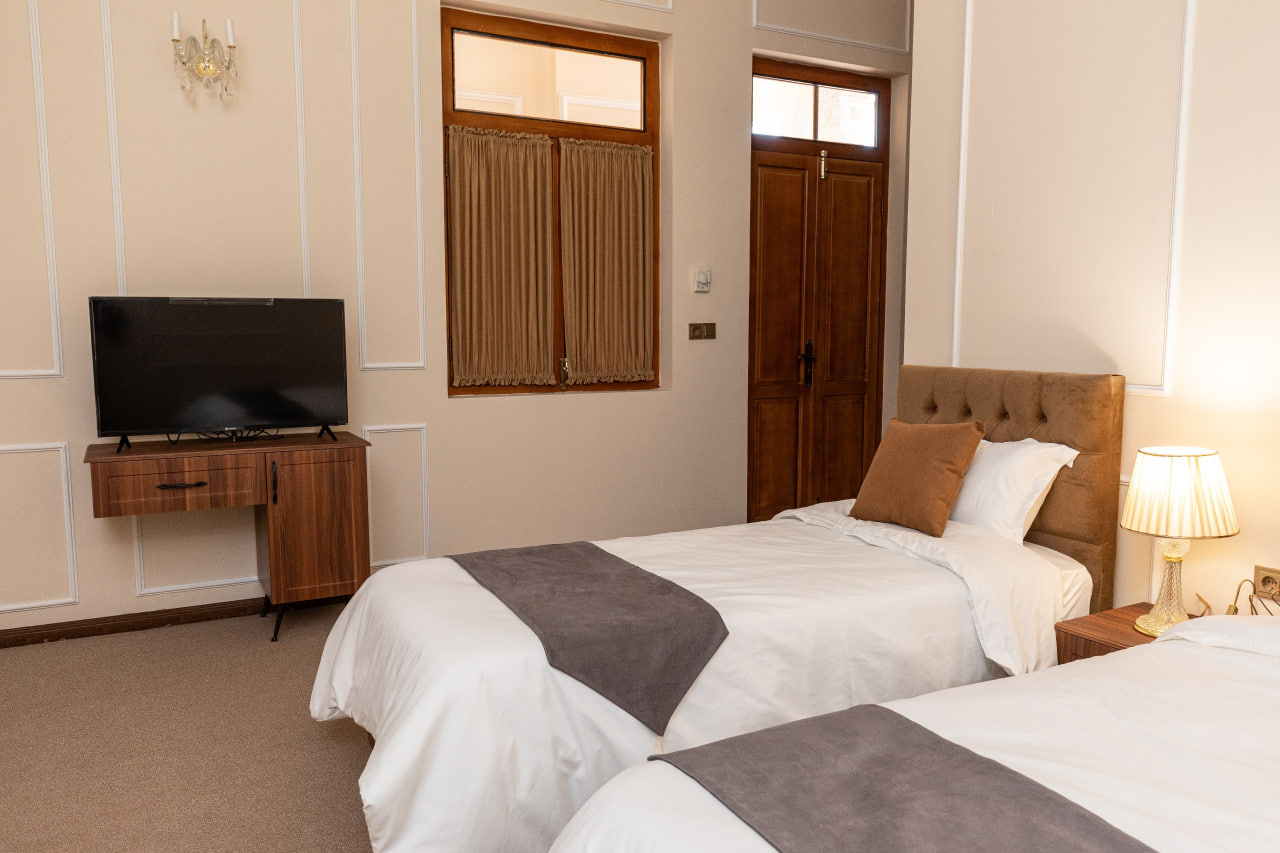 عکس هتل عمارت ملوکانه