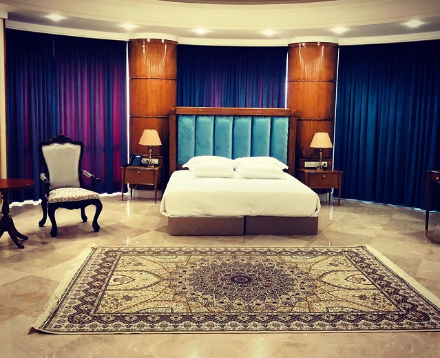 عکس هتل ویستریا