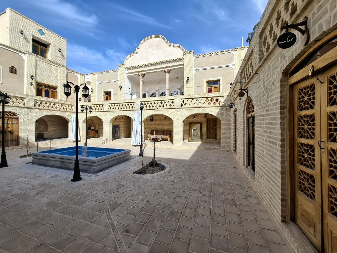 تصویر هتل دیوان سالار