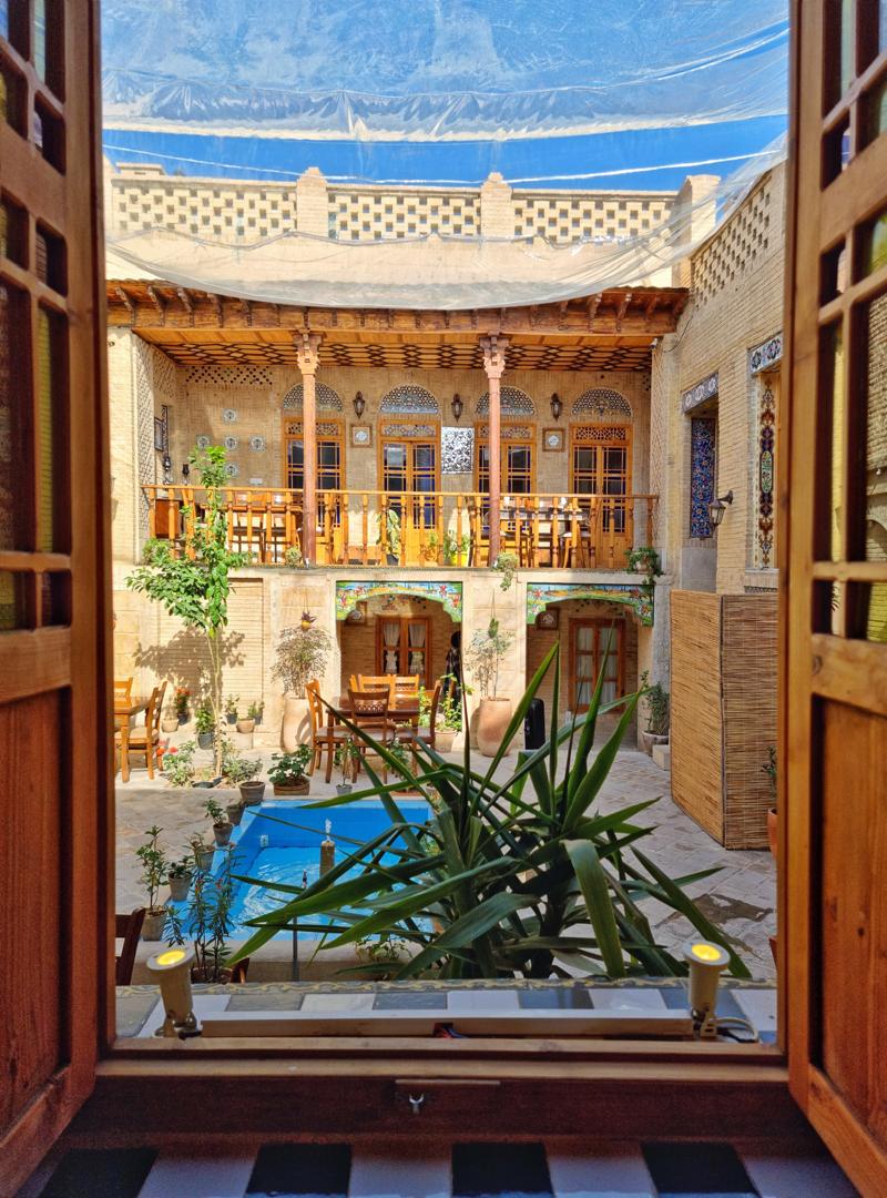 عکس هتل ایراندخت