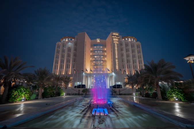 عکس هتل قصر الخورنق (Khawarnaq Palace)