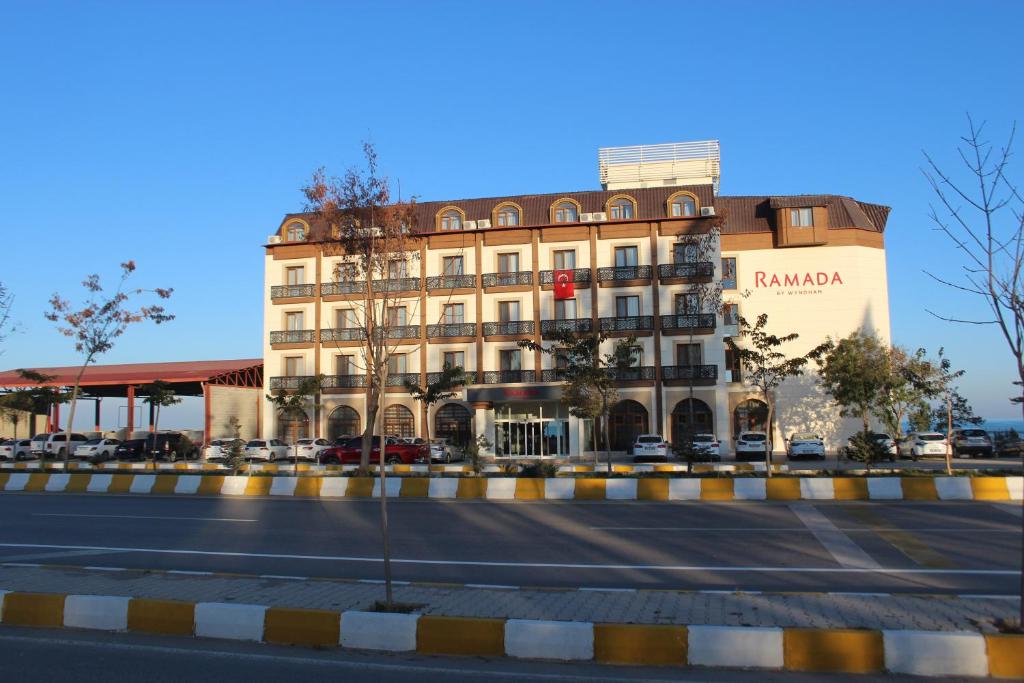 عکس هتل رامادا (Ramada)