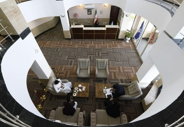 عکس هتل آذین