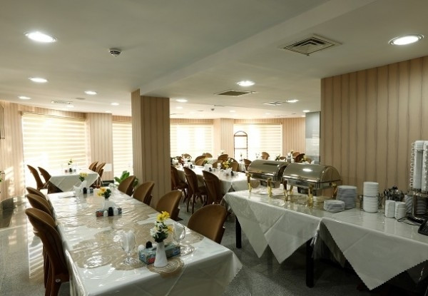 عکس هتل آذین