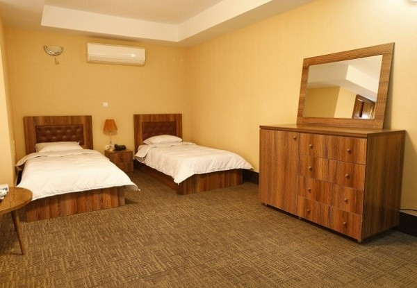 عکس هتل آذین