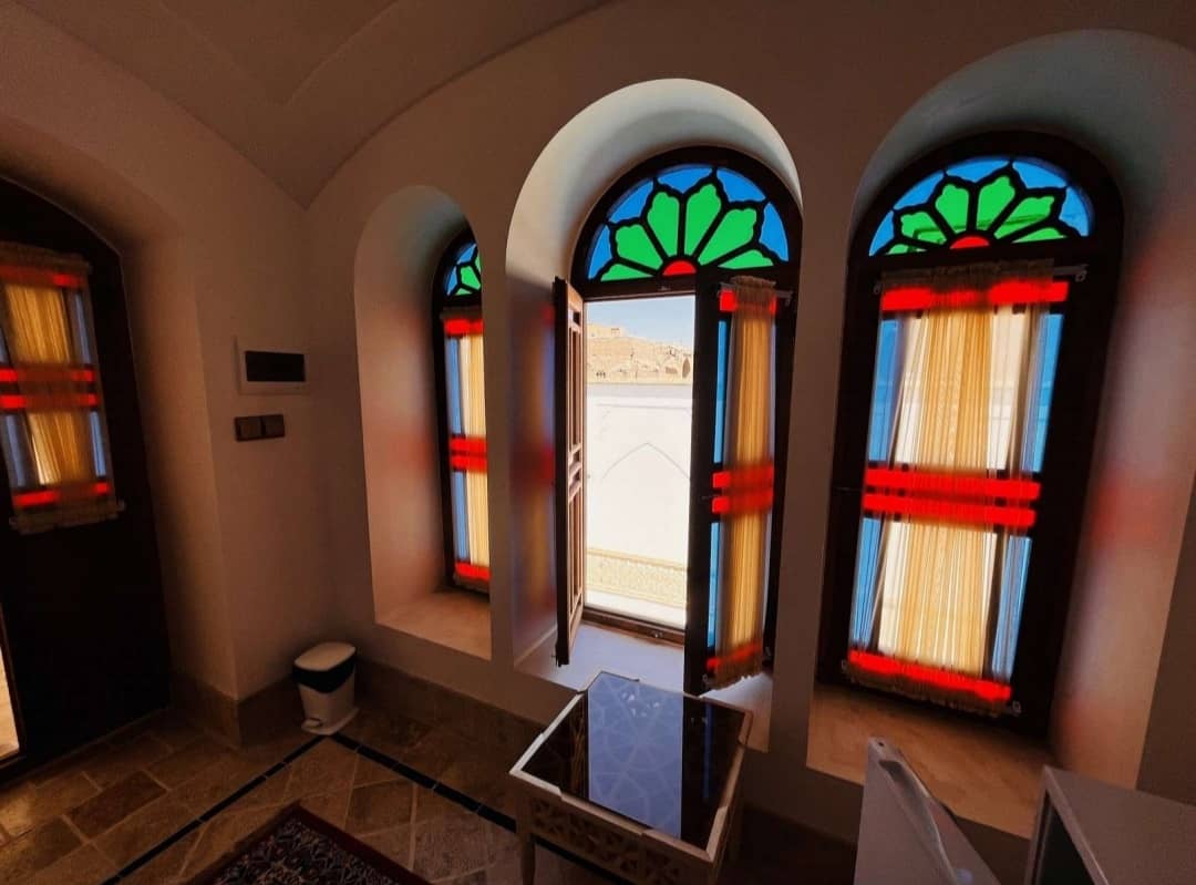 تصویر هتل شاه نشین